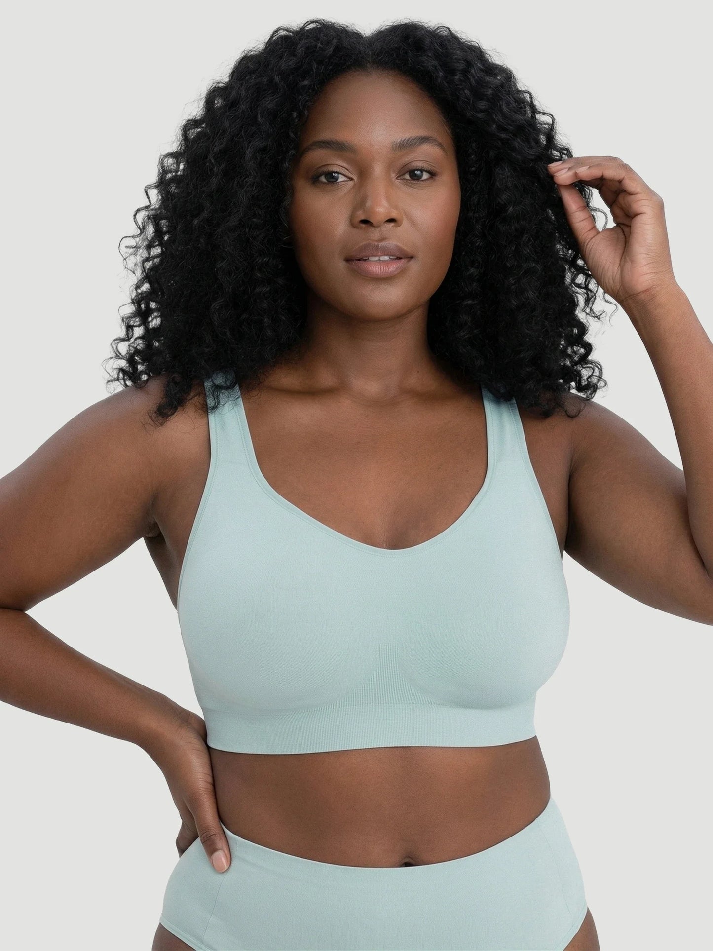 Adjustable Wire Free Shaper Bra (Cups A-FF) + FREE Bra Extender